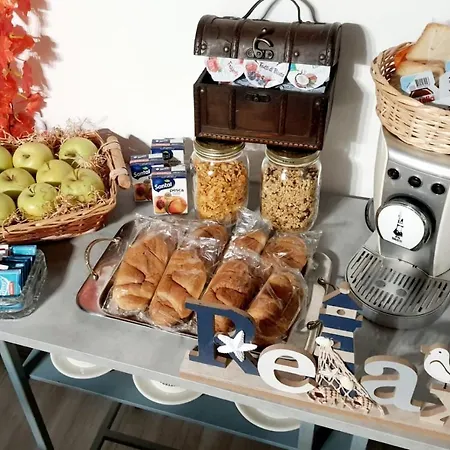 A Casa Di Raffaella E Antonio * Surbo