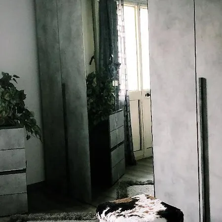 A Casa Di Raffaella E Antonio